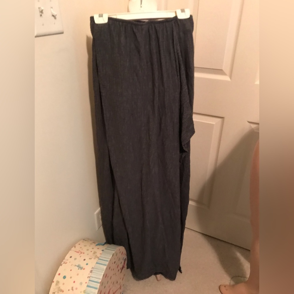 Clothespin skirt size small marked for no return on label runway item